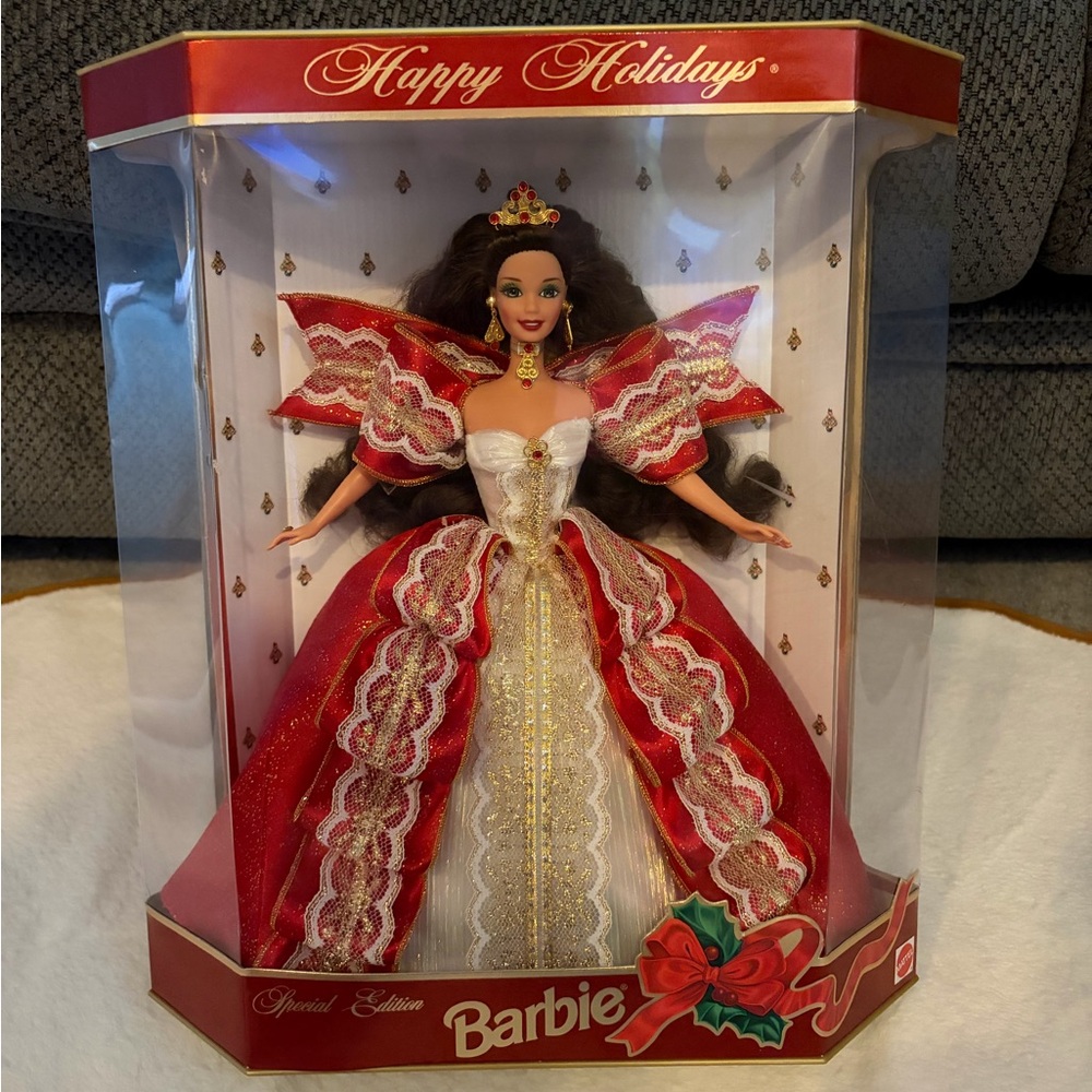 Mattel 1997 Happy Holidays Barbie 10th Anniversary Doll Hallmark Exclusive